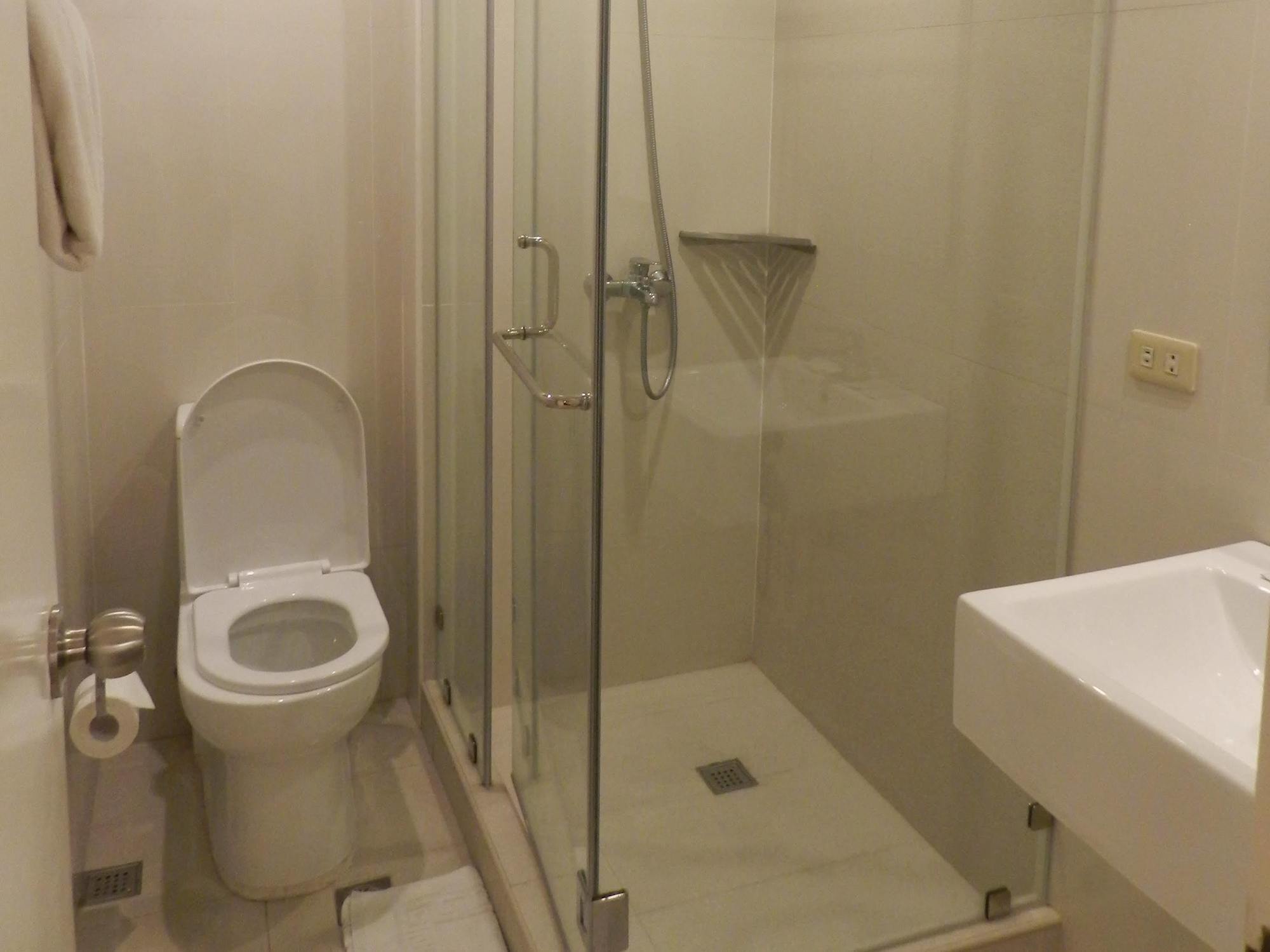 Salcedo Suites Makati City Exteriér fotografie